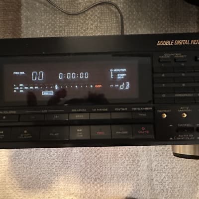 Pioneer D-900 Late 1980s - DAT (Digital Audio Tape) Recorder Pioneer D-900 Late 1980s - DAT (Digital Audio Tape) Recorder