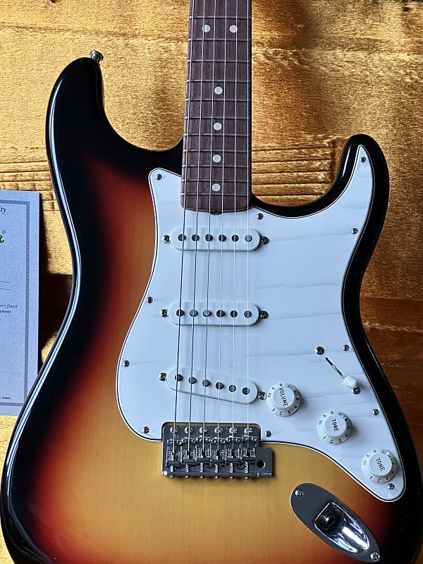 Fender Stratocaster 1963 NOS Sunburst Custom Shop Mint & Complete image 1