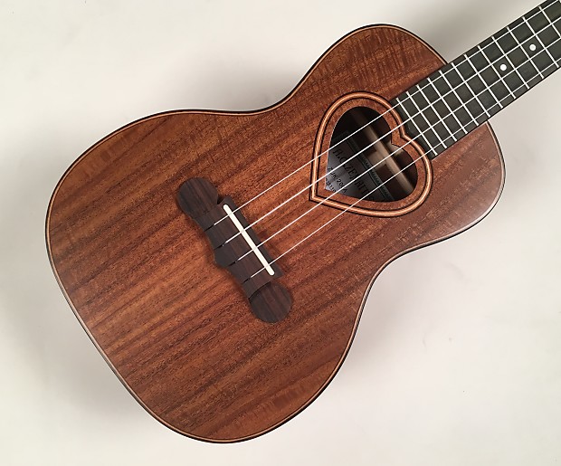 All Mahogany Zemaitis ZUK-200M Concert Ukulele with Gig Bag