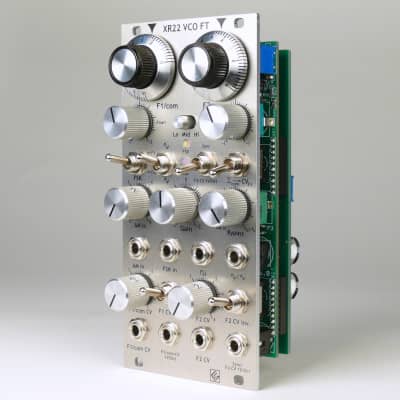 XR22 VCO FT - VCO with amplitude modulation and FSK image 3