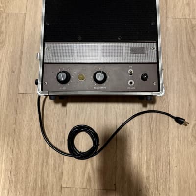 Acoustic model320 ベースアンプ Demo Vintage Acoustic Bass Amp Model 320 - YouTube