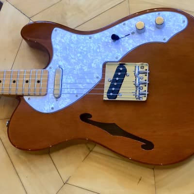 Squier by FENDER Classic Vibe '60s Telecaster Thinline Electric Guitar Natural image 2