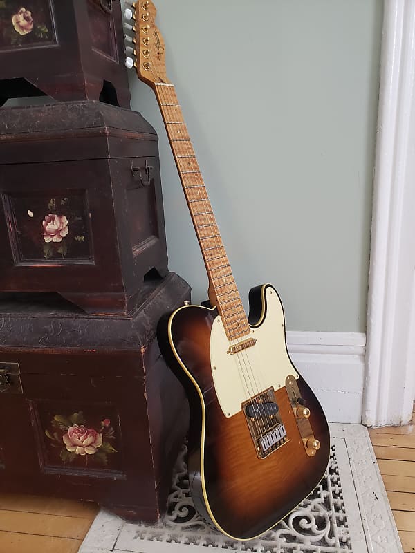 ギター Fender Telecaster Custom Shop 1988 1988 Fender Custom Shop 40th Anniversary Telecaster