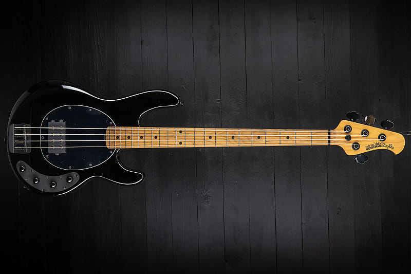 Music Man USA StingRay 4 Special BK - Black MN - Black HW