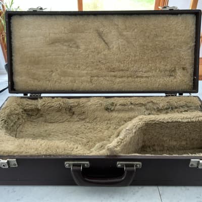 Selmer alto saxophone case image 8
