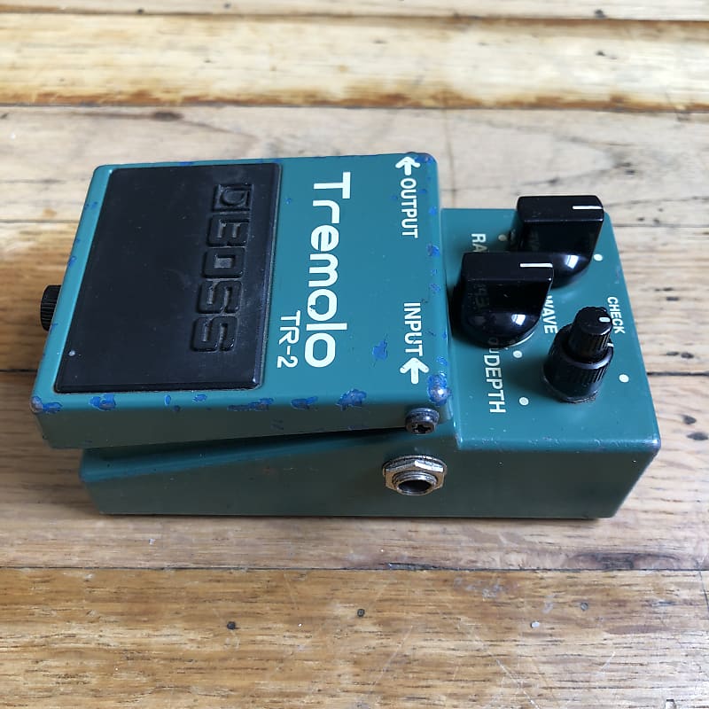 Boss TR-2 Tremolo with Keeley Mod