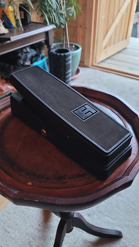 Electro-Harmonix Dual Expression