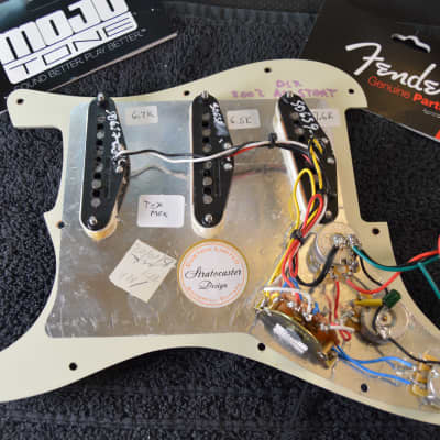 Fender US Stratocaster Deluxe 2002 Loaded PIckguard TexMex Master Tone/Blender image 5