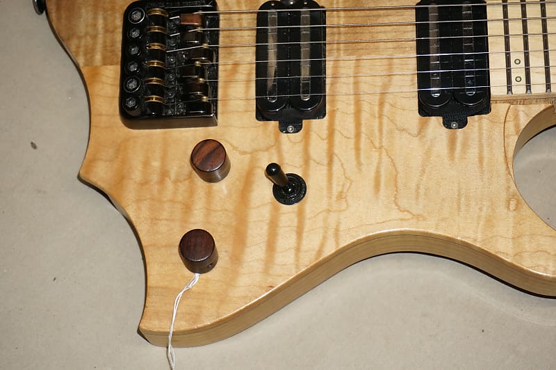 NK Headless 6-string Guitar Natural