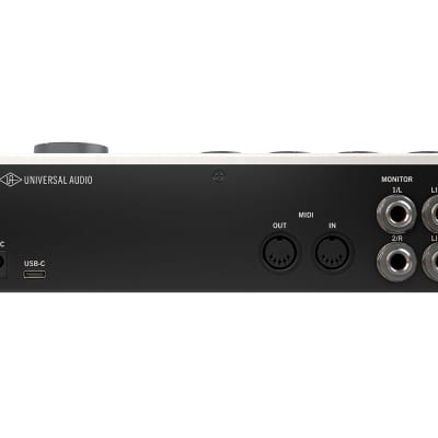 Universal Audio Volt 476P 4-in/4-out USB 2.0 Desktop Audio Recording Interface image 4