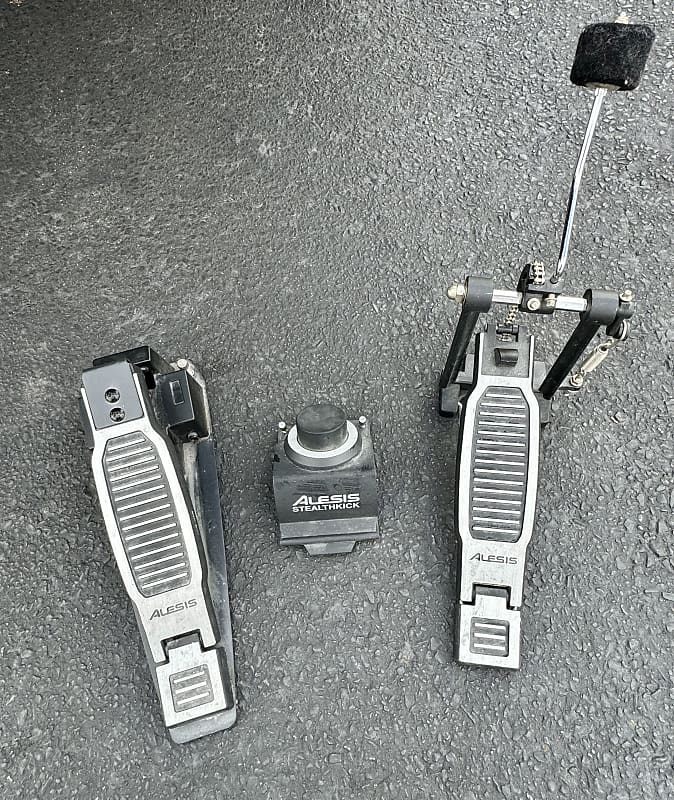 Alesis Stealth kick trigger/pedals Reverb