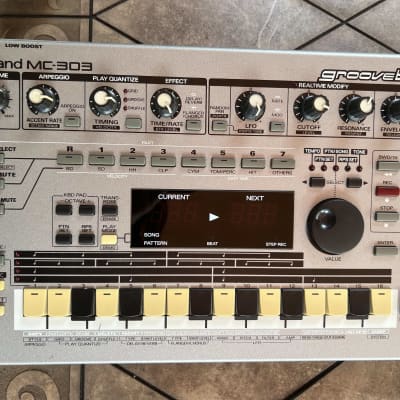 Roland MC-303 Groovebox 1990 - 1998 | Reverb