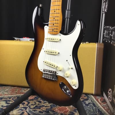 Fender Eric Johnson 1954 ‚ÄúVirginia‚Äù Stratocaster- 2-Color Sunburst image 3