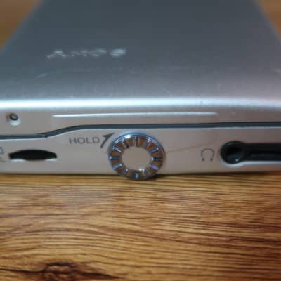 Sony WM-EX651 Walkman Cassette Player image 8