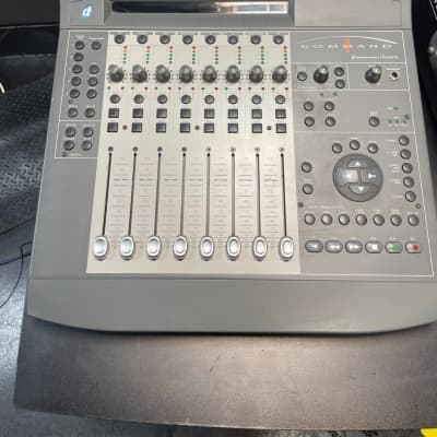 Command8 DAWコントローラー 8チャンネル