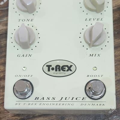 (美品) T-REX ティーレックス / BASS JUICE → T-REX EFFECTS ← Pedals for guitar and bass players!