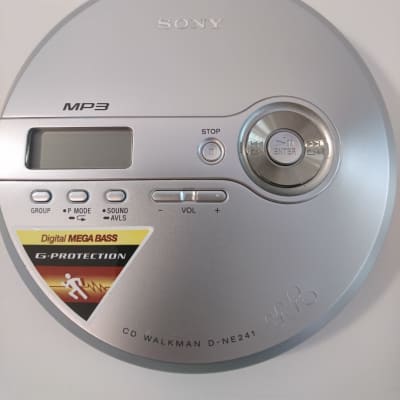 SONY D-NE241 Portable CD Player Walkman Discman - Working Perfectly image 2
