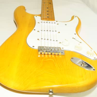 Greco Super Sounds SE Stratocaster model 1977 Electric Guitar Ref.No 5627 image 8