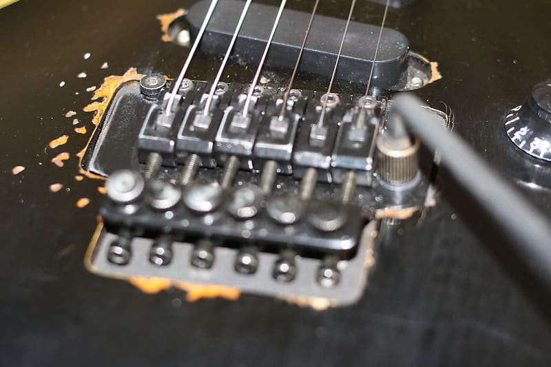 ギター GrassRoots G-CL-60I SUGIZO model 買取情報】LUNA SEA SUGIZOさんモデルですよ！『GrassRoots G-CL