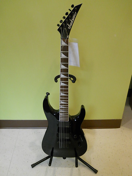 Jackson dinky shop emg hz