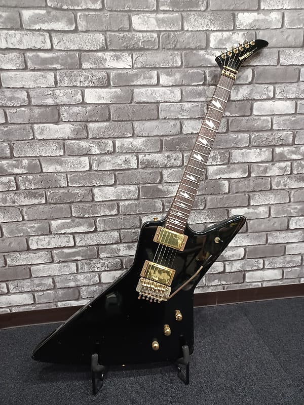 フェルナンデス　エレキギター　ジャンク品 中古】FERNANDES / MG-160R Rose & Skull Graphic on Black