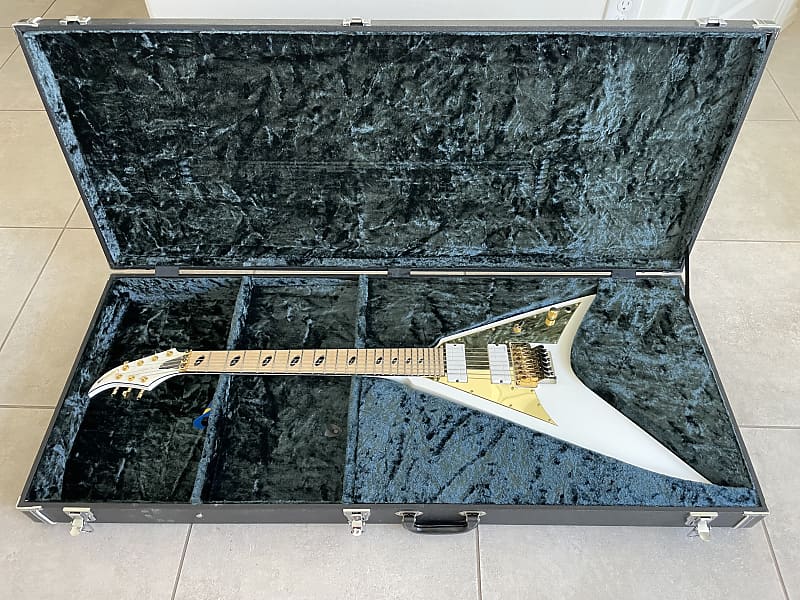 Caparison Orbit 7-string Rhoads style Flying V 7-CZQ Custom