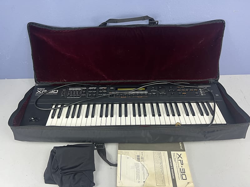 Roland XP-30 61-Key 64-Voice Expandable Synthesizer + Case/cover “All new  switches”