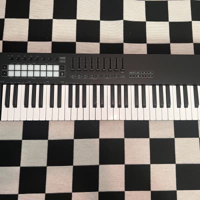 Novation Launchkey 61 MKIII MIDI Keyboard Controller 2020 - Present - Black