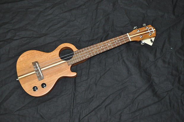 Teton shop electric ukulele