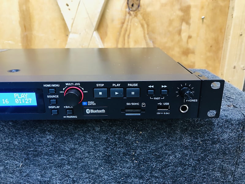 TASCAM CD-400U 中古 ジャンク Tascam CD-400U CD/SD/USB Player with Bluetooth and AM/FM