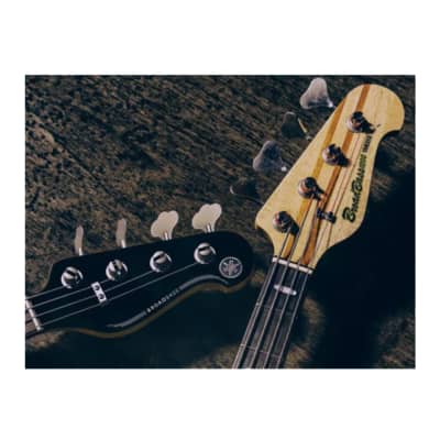 Yamaha BB235 BL 5 String Electric Bass Guitar (Rosewood Fingerboard, Black) image 2