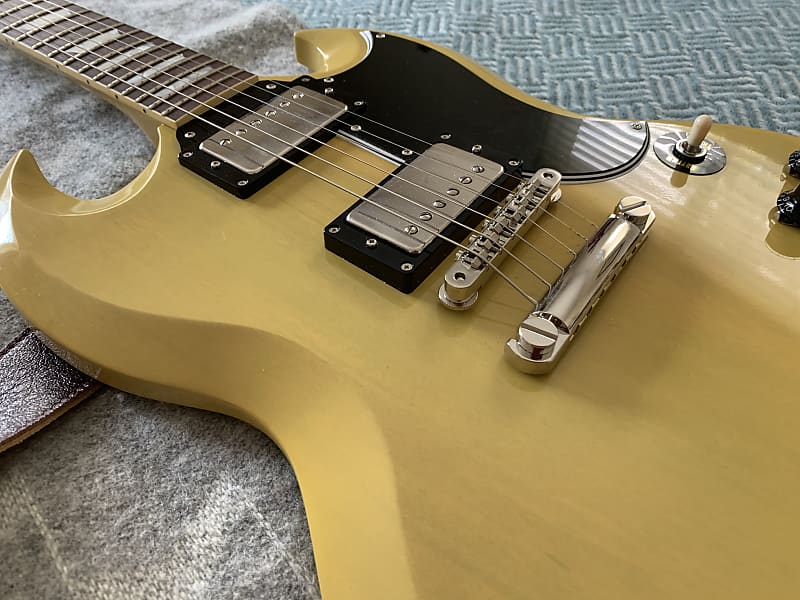 Crews Maniac Sound KTR-SG-02 2016 TV Yellow, excellent | Reverb Crews Maniac Sound KTR-SG-02 2016 TV Yellow, excellent | Reverb