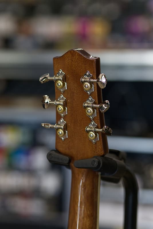 The Loar LH-600 オール単板