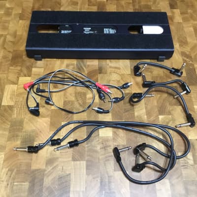 Mono Pedalboard Lite with Cioks DC7 and American Loopers
