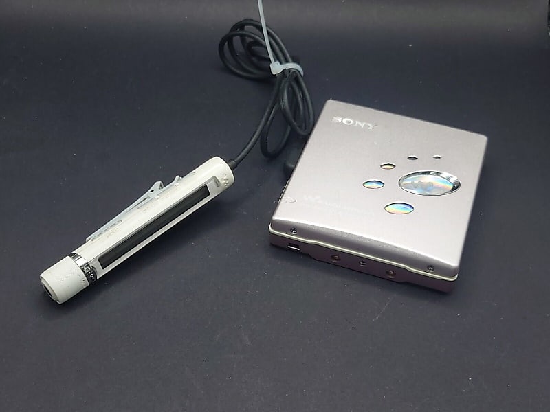 Sony MD WALKMAN MZ-E520 MDプレーヤー 2006 Sony MD WALKMAN MZ-E520 MDプレーヤー 2006