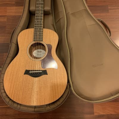 Taylor GS Mini Mahogany Top Acoustic Guitar image 2