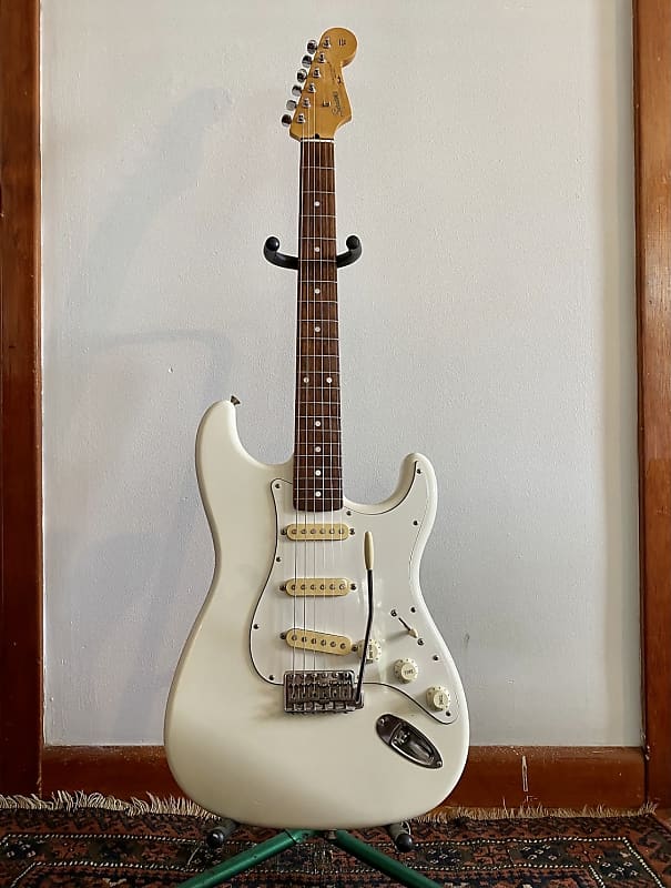 Squier Wayne's World Excalibur Stratocaster Electric Guitar 1992 Artic White image 1