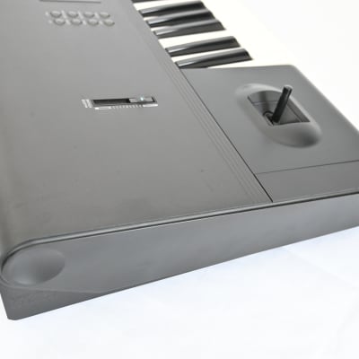 Korg M1 61-Key Synth Music Workstation 1986 – Chicago Music