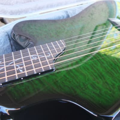 Emerald X20 Carbonfiber w/Quilt Maple Top and onboard effects 2022 - Emerald Green image 3
