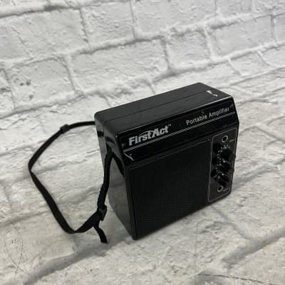 First Act Portable Battery Powered MMA-55 Guitar Amp image 2