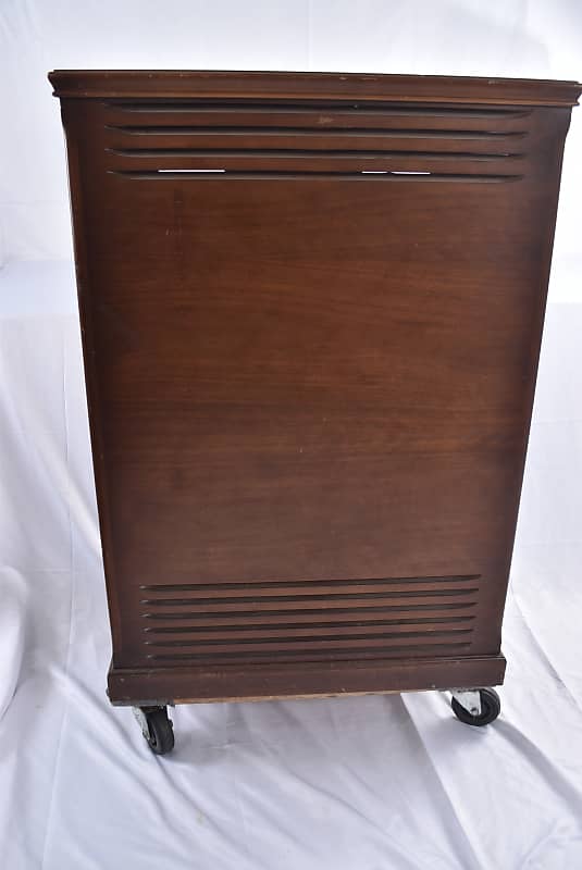 Hammond Organ Leslie Model 710  size of 122 147 image 1