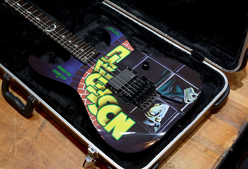 Kirk hammett nosferatu deals guitar