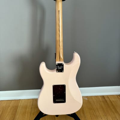 Fender Special Run American Professional Stratocaster, HSS, Shell Pink, Roasted Maple Neck 2019 - Shell Pink image 3