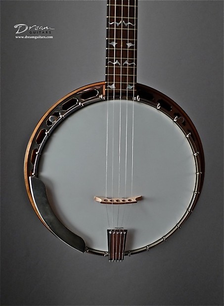 Romero banjos shop