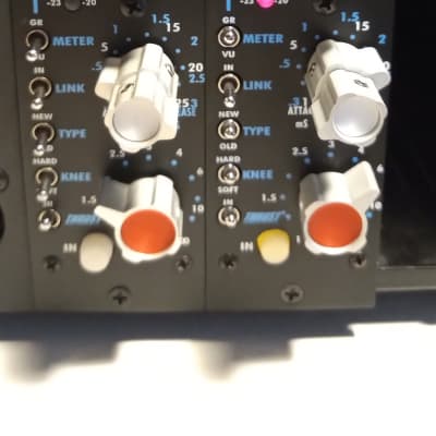 API 527 500 Series Discrete Compressor / Limiter Module imagen 2