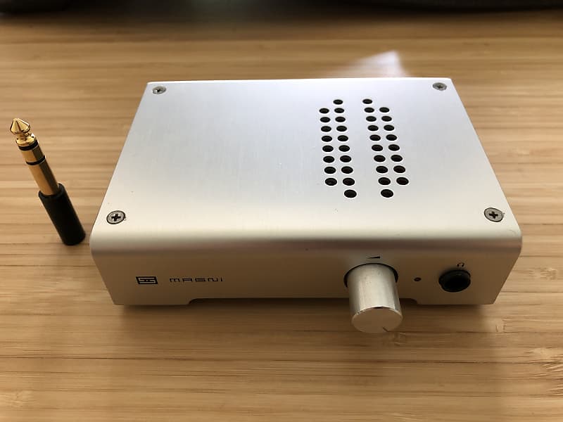 Schiit Magni 3 Headphone Amp with Mogami RCA Cable Reverb