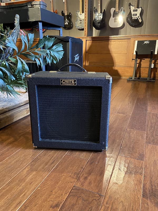 Crate Vintage Club 20 VC-2112RB 1x12 Combo Tube Amp with Punch