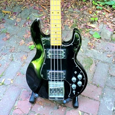 Peavey T-40 Bass, 1982 s/n, Pro Serviced w/Receipt, Black Finish, USA Classic for sale