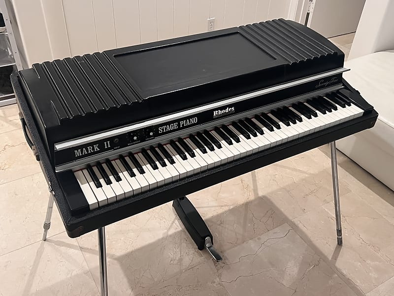 -MINT-  Rhodes Stage 73 mkII (Serviced) with Wooden Keys image 1