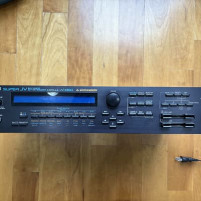 Roland JV-1080 64-Voice Synthesizer Module 1994 - 2001 - Black